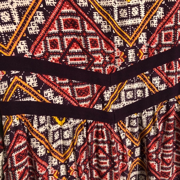 5/$25 | CHELSEA & VIOLET Mountain Traveler Dress Size Medium - Picture 3 of 10